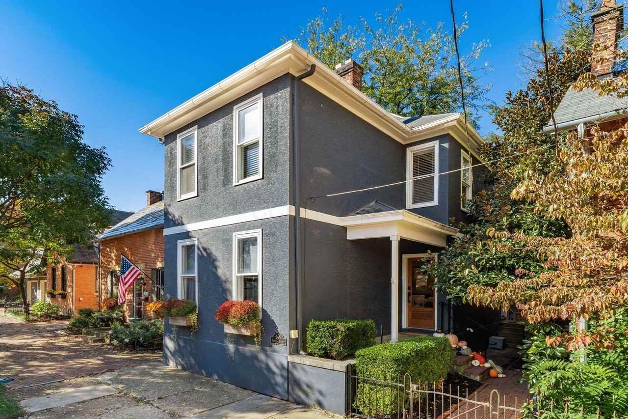 745 Mohawk St - Photo 2 of 32