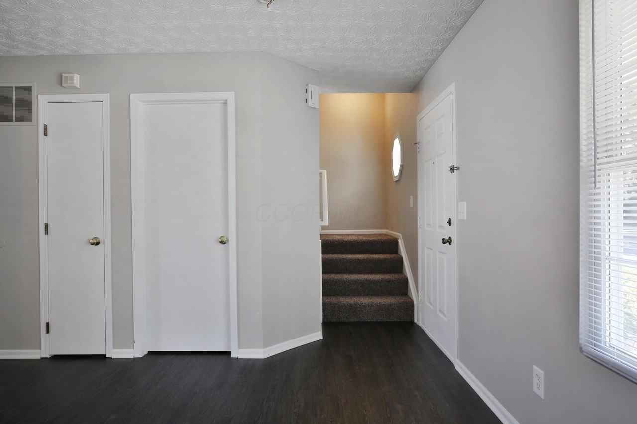 1843 Canopy Ln - Photo 5 of 49