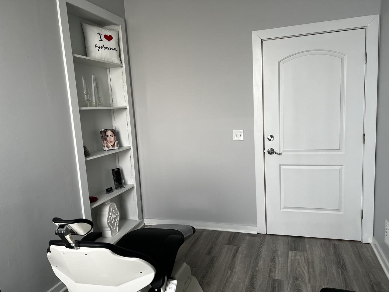 1129 Walnut Street - Photo 5 of 11