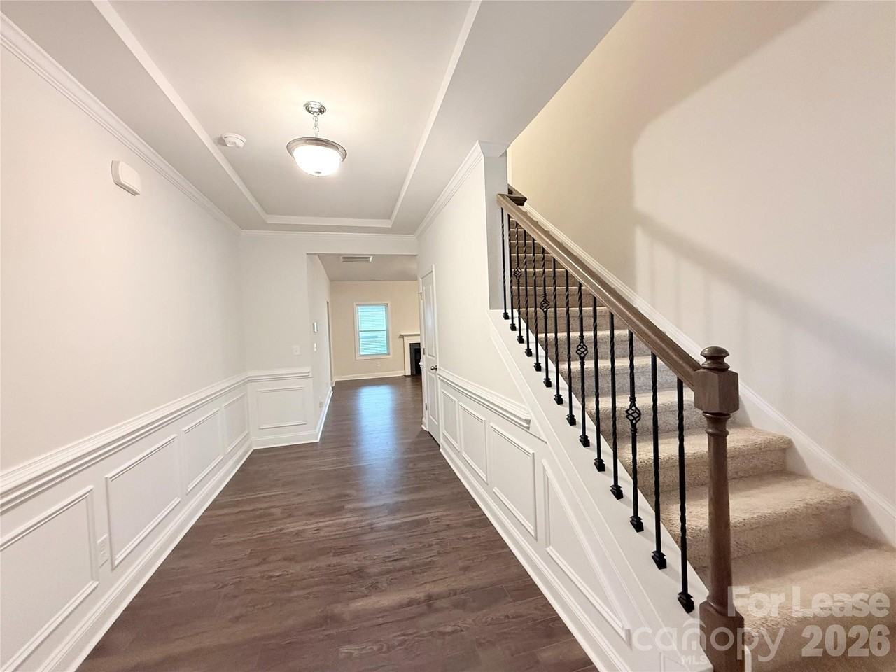 7681 Tanglewood Way - Photo 2 of 31