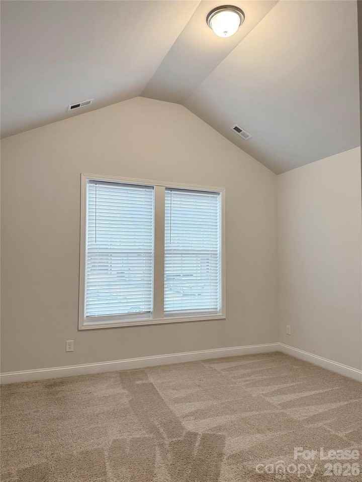 7681 Tanglewood Way - Photo 5 of 31