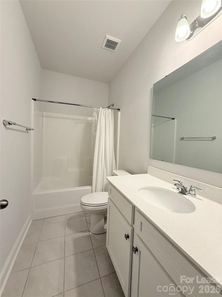 7681 Tanglewood Way - Photo 6 of 31