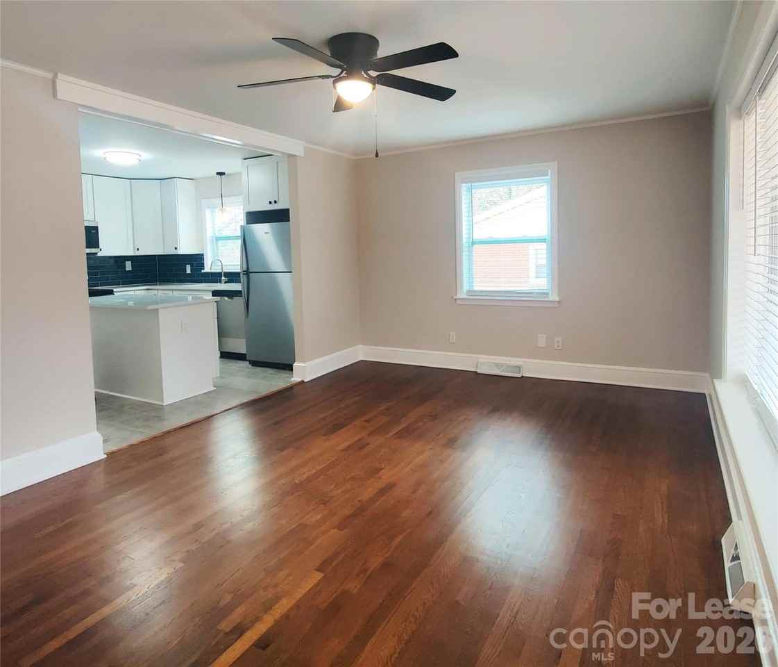 2328 Pruitt St - Photo 3 of 18