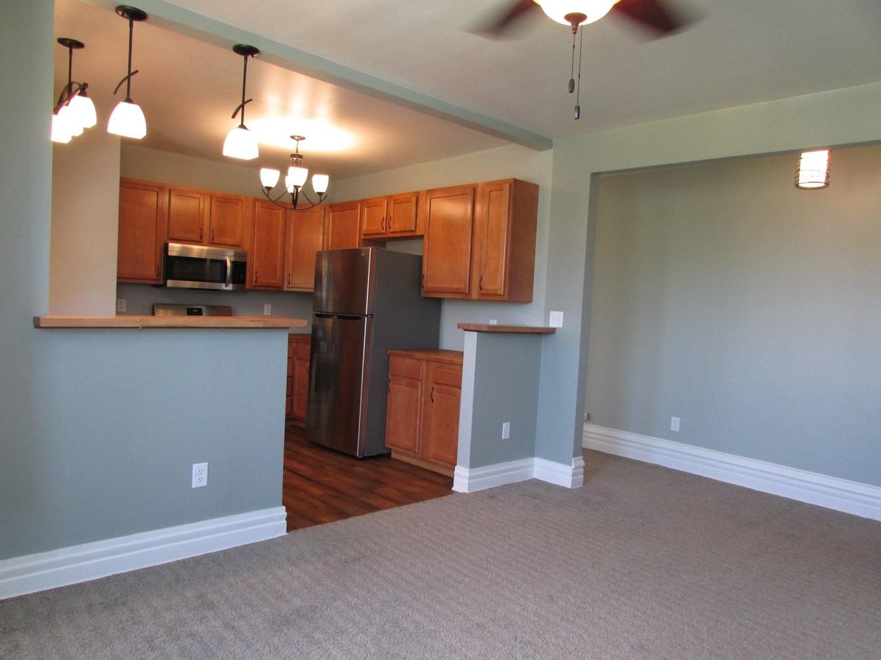 1212 E 2nd St - Photo 6 of 19