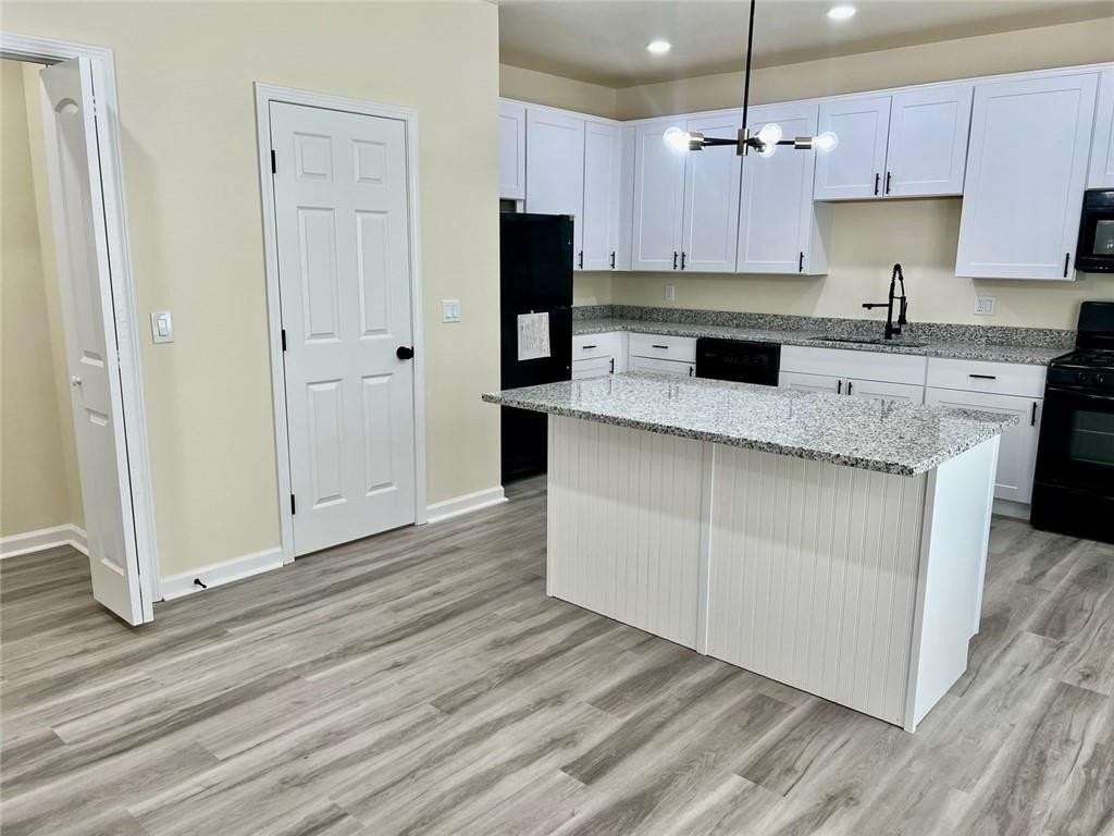 4001 Oak Field Dr - Photo 2 of 8