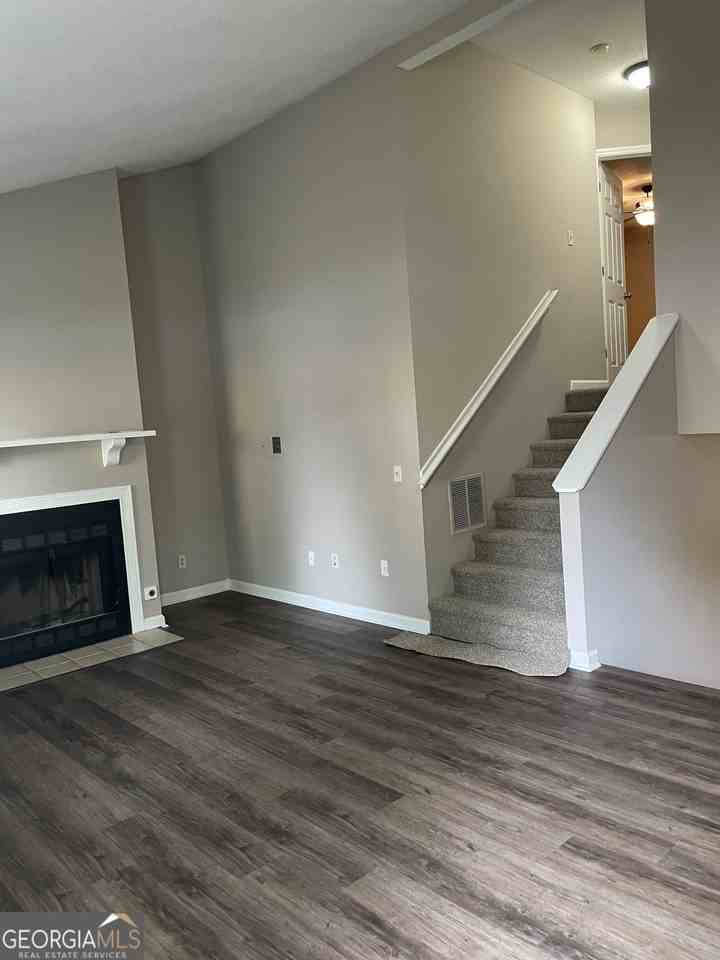 1918 Cheatham Woods Dr Sw - Photo 3 of 18