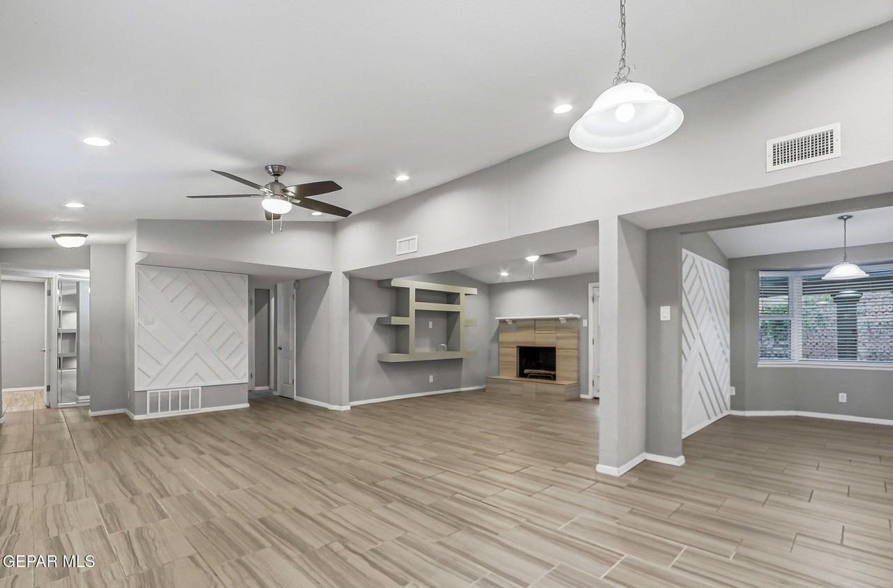 10164 Dunbarton Dr - Photo 5 of 35