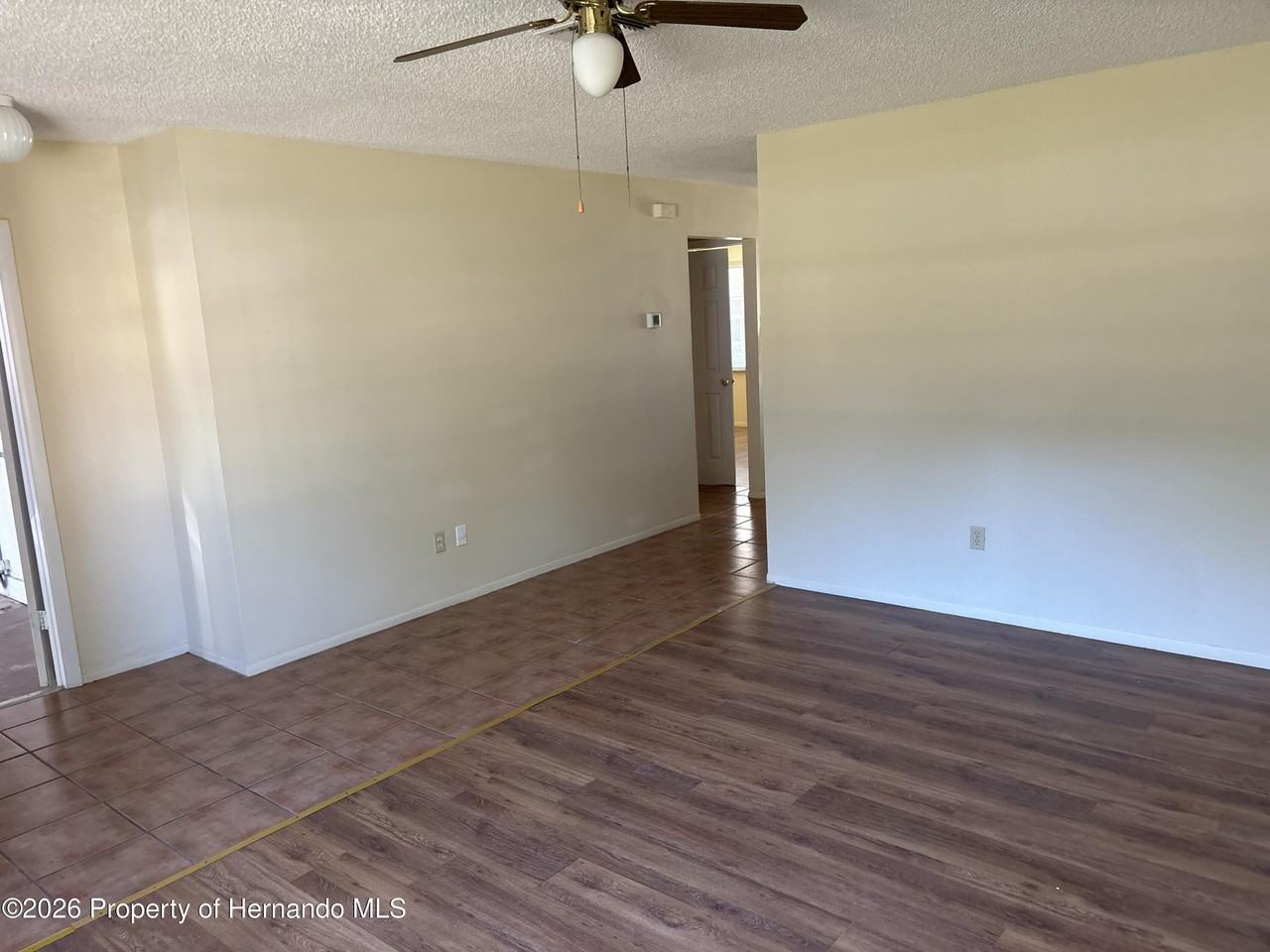 8116 Omaha Cir - Photo 7 of 10