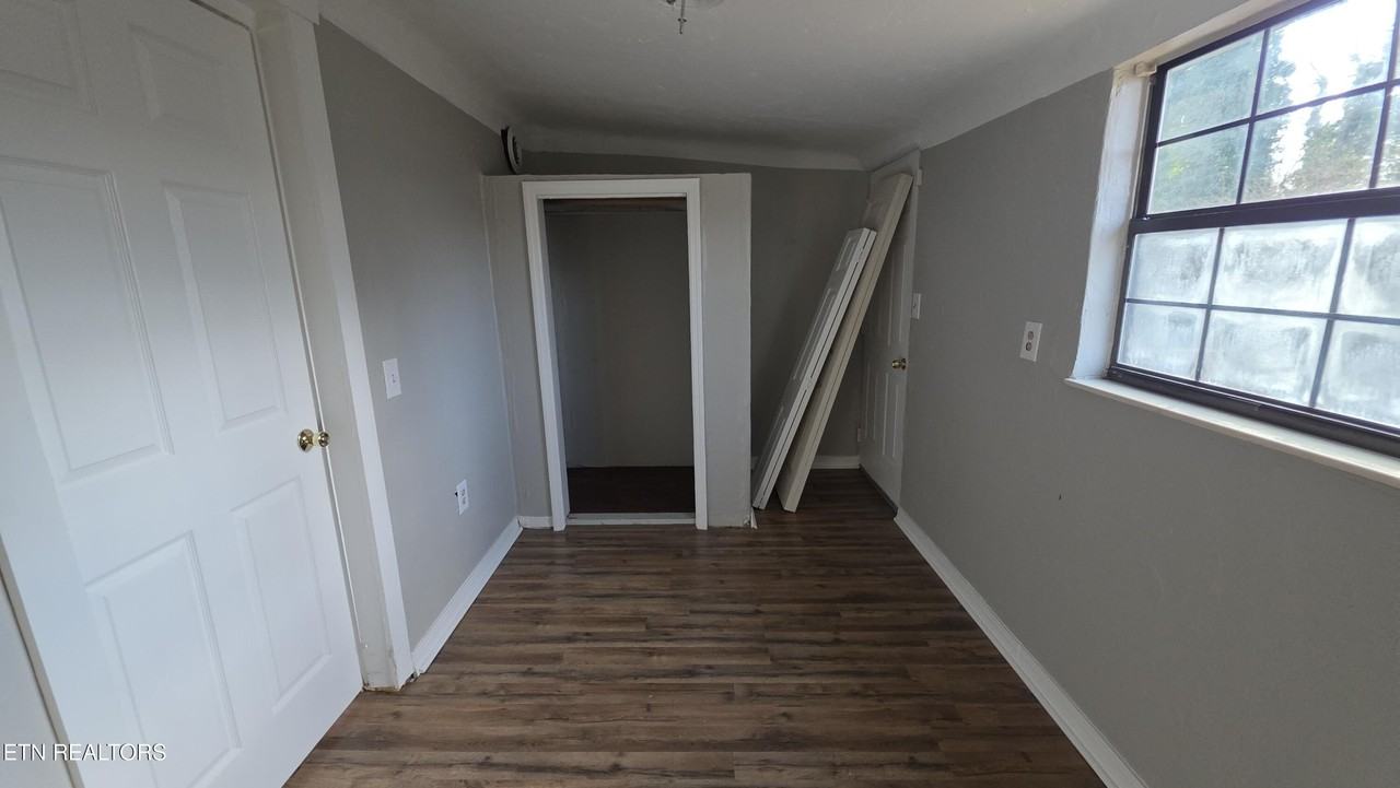 3917 Kennedy Ln - Photo 7 of 8