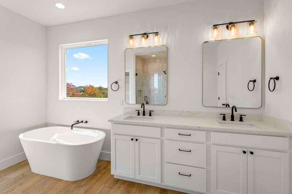 130 Homer Dr - Photo 7 of 21