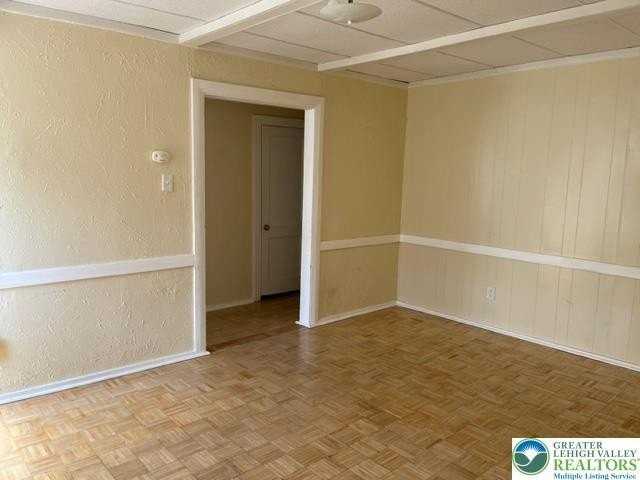 202 Cattell St Unit 3 #3 - Photo 4 of 12