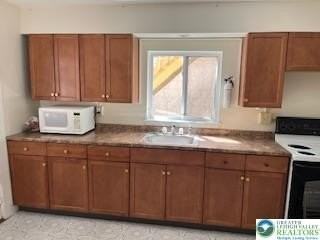 216 Cattell St Unit B #B - Photo 4 of 14