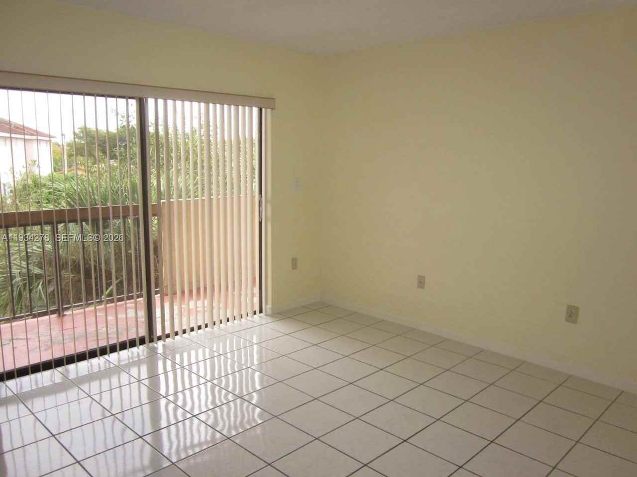 1121 Sw 122nd Ave #314 - Photo 3 of 24