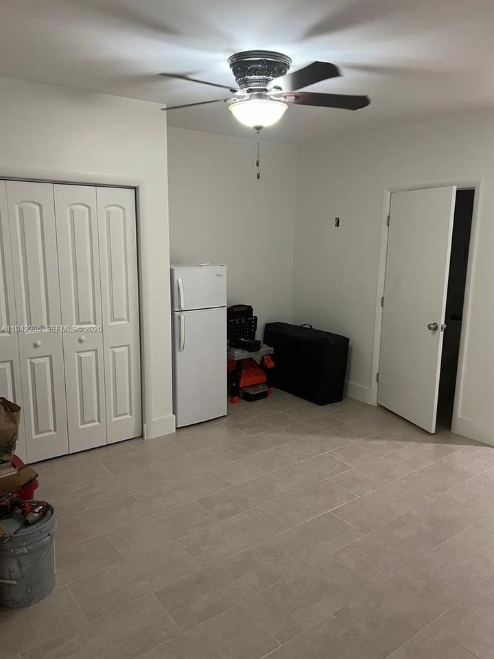 10822 Sw 142nd Ct - Photo 7 of 9