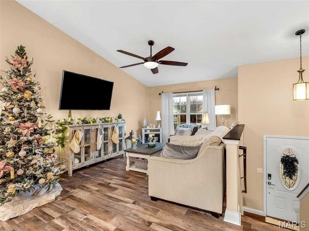 120 Katie Lynn Ct - Photo 3 of 26