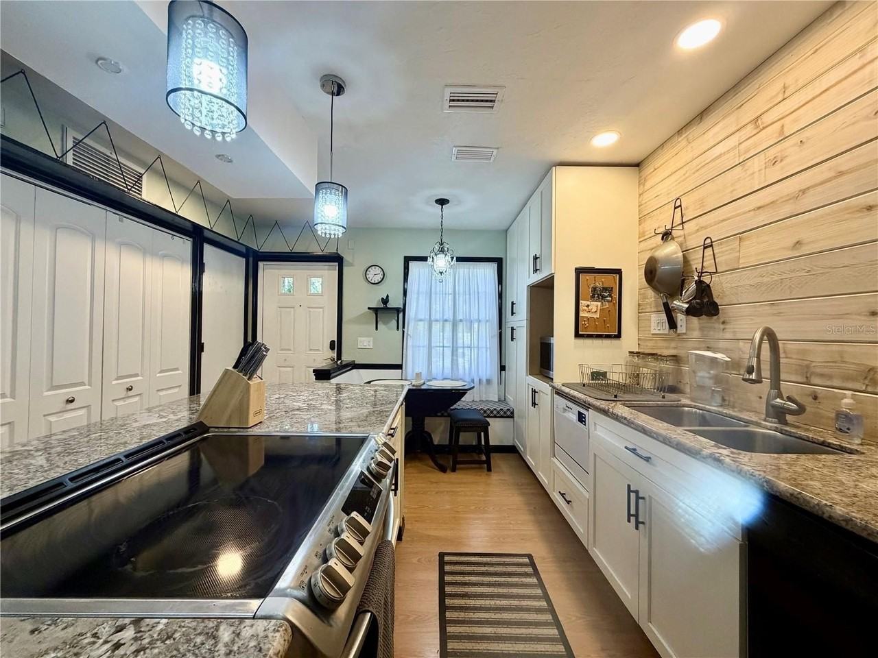 5216 Sw 92nd Ct - Photo 7 of 32