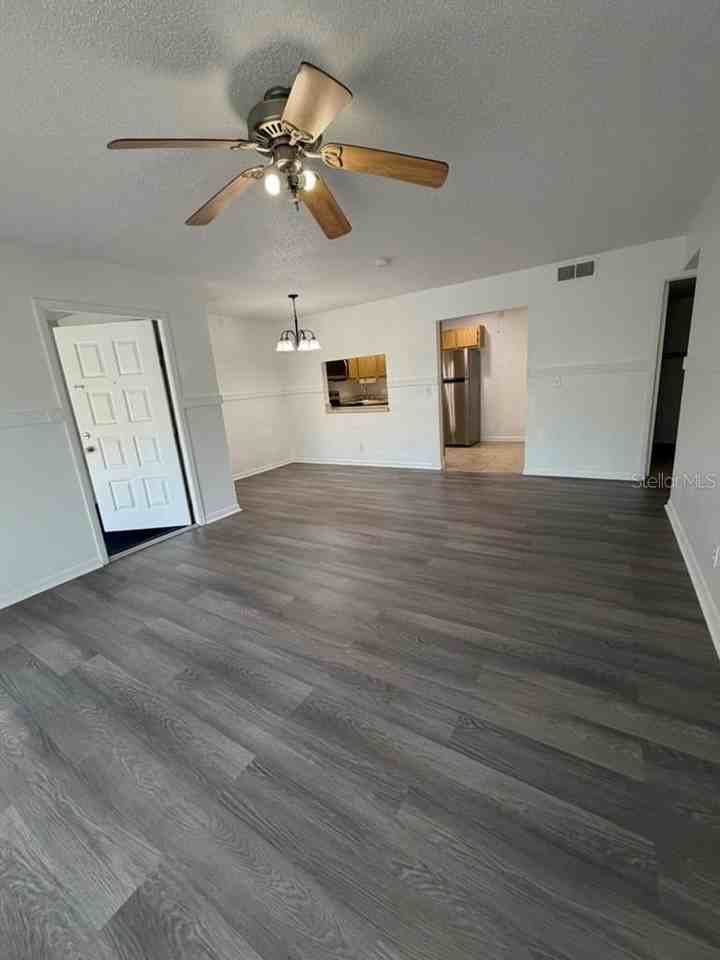 1322 S Pine Ridge Cir - Photo 6 of 24