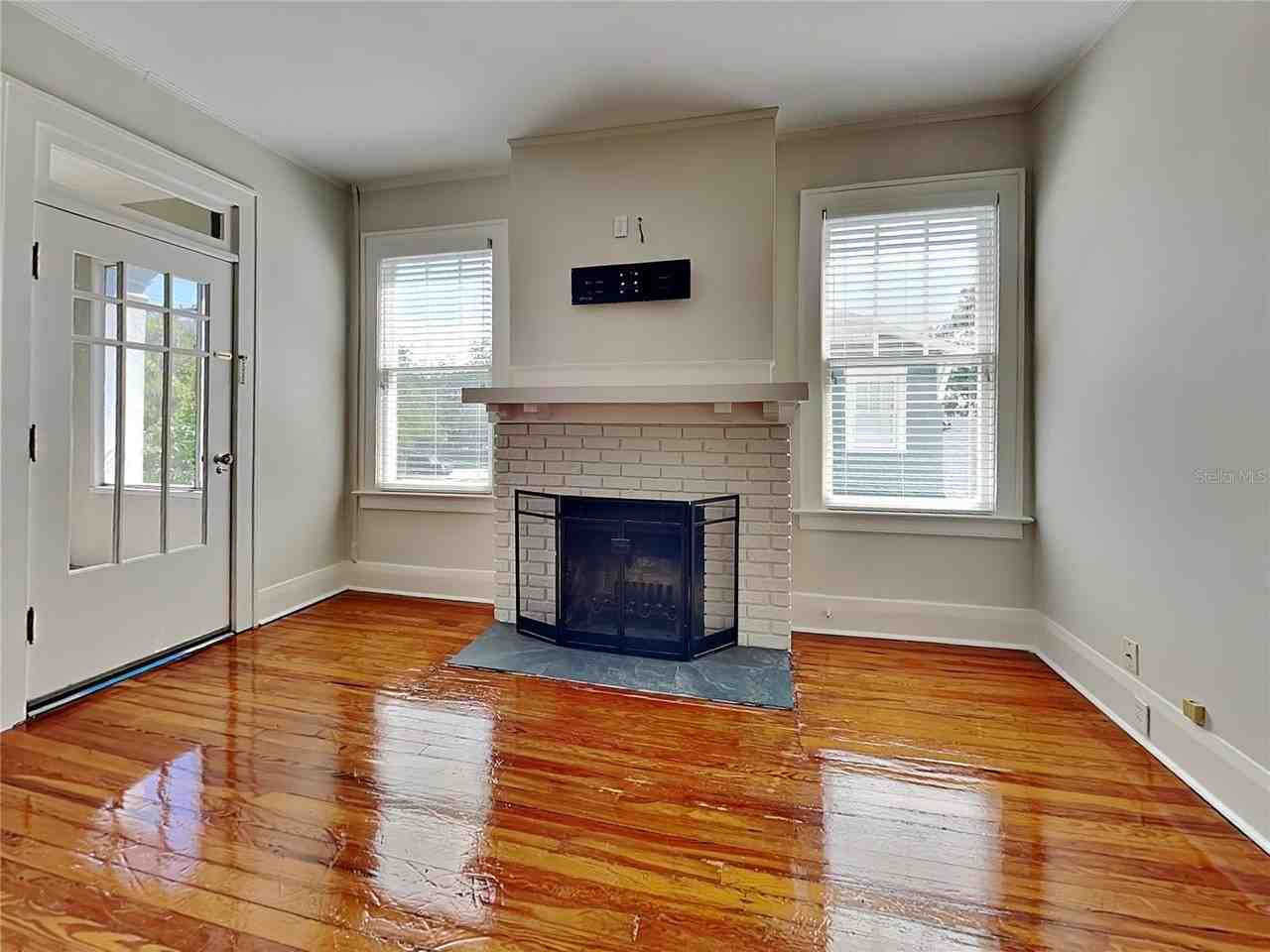 1806 W Morrison Ave #3 - Photo 3 of 50