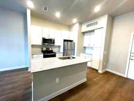 1325 Choate Pkwy - Photo 1 of 1