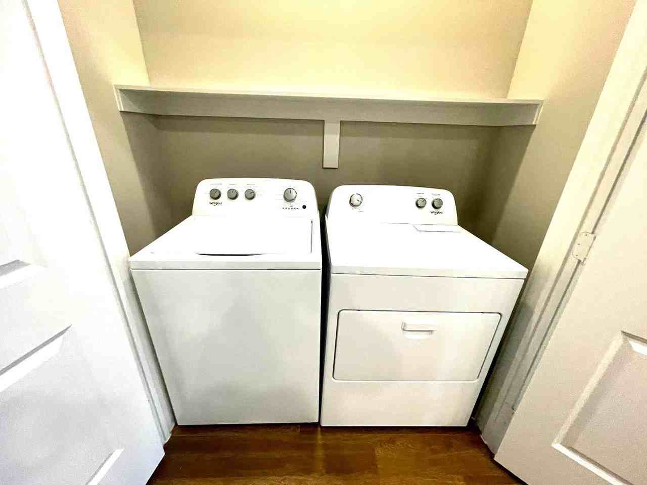 1325 Choate Pkwy #01-119 - Photo 3 of 8