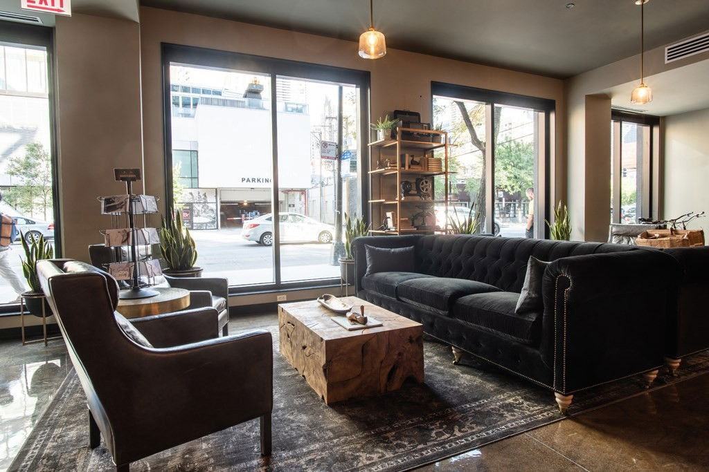 676 N La Salle Dr #402 - Photo 4 of 8