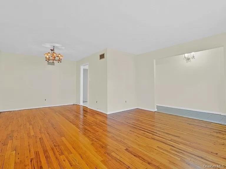 17532 Devonshire Rd Apt 2 #2 - Photo 4 of 9