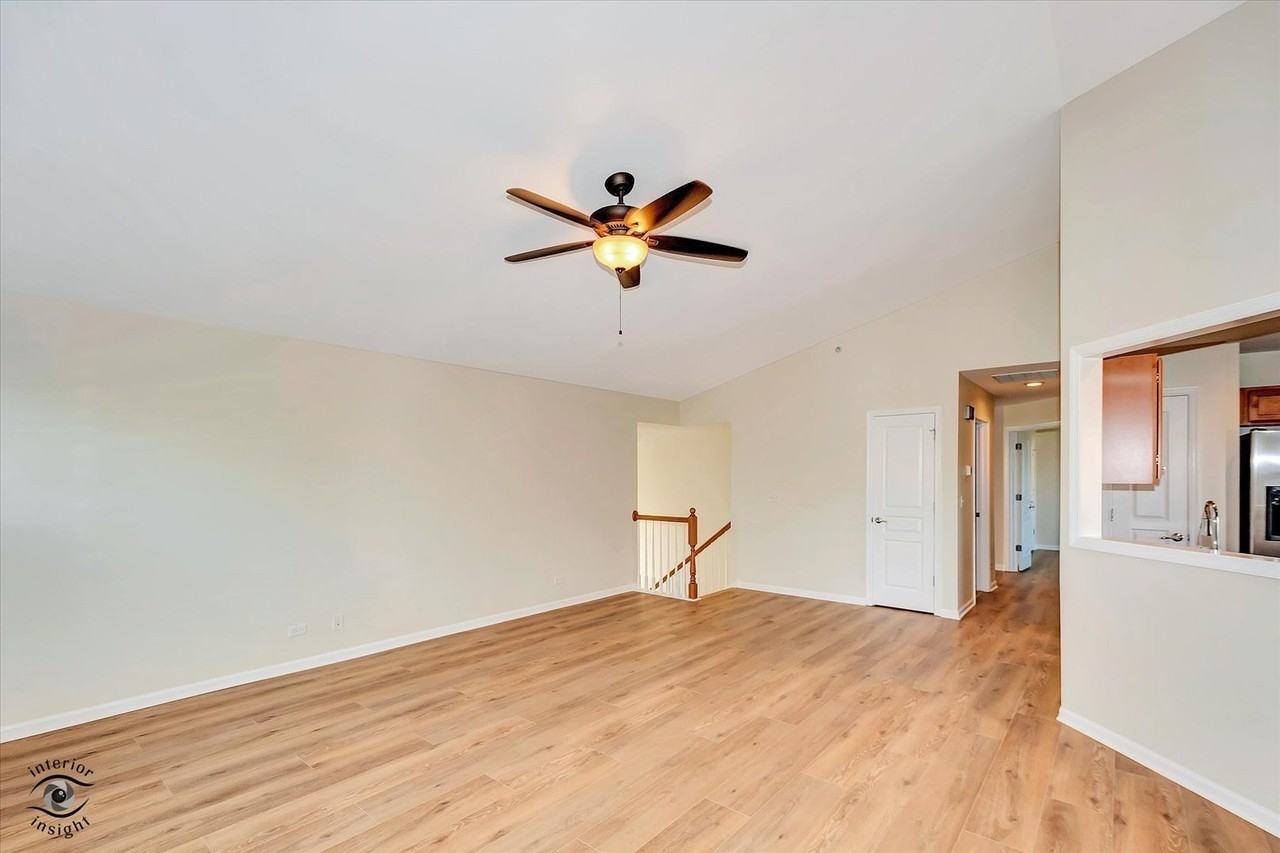 1471 Crimson Ln - Photo 5 of 27