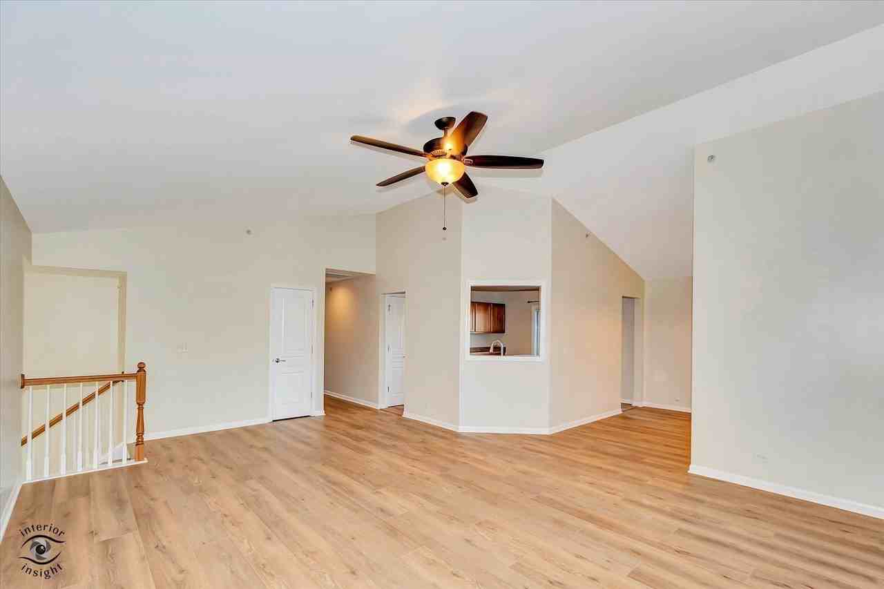 1471 Crimson Ln - Photo 6 of 27