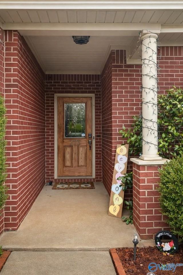 273 Harold Murphy Dr - Photo 2 of 26