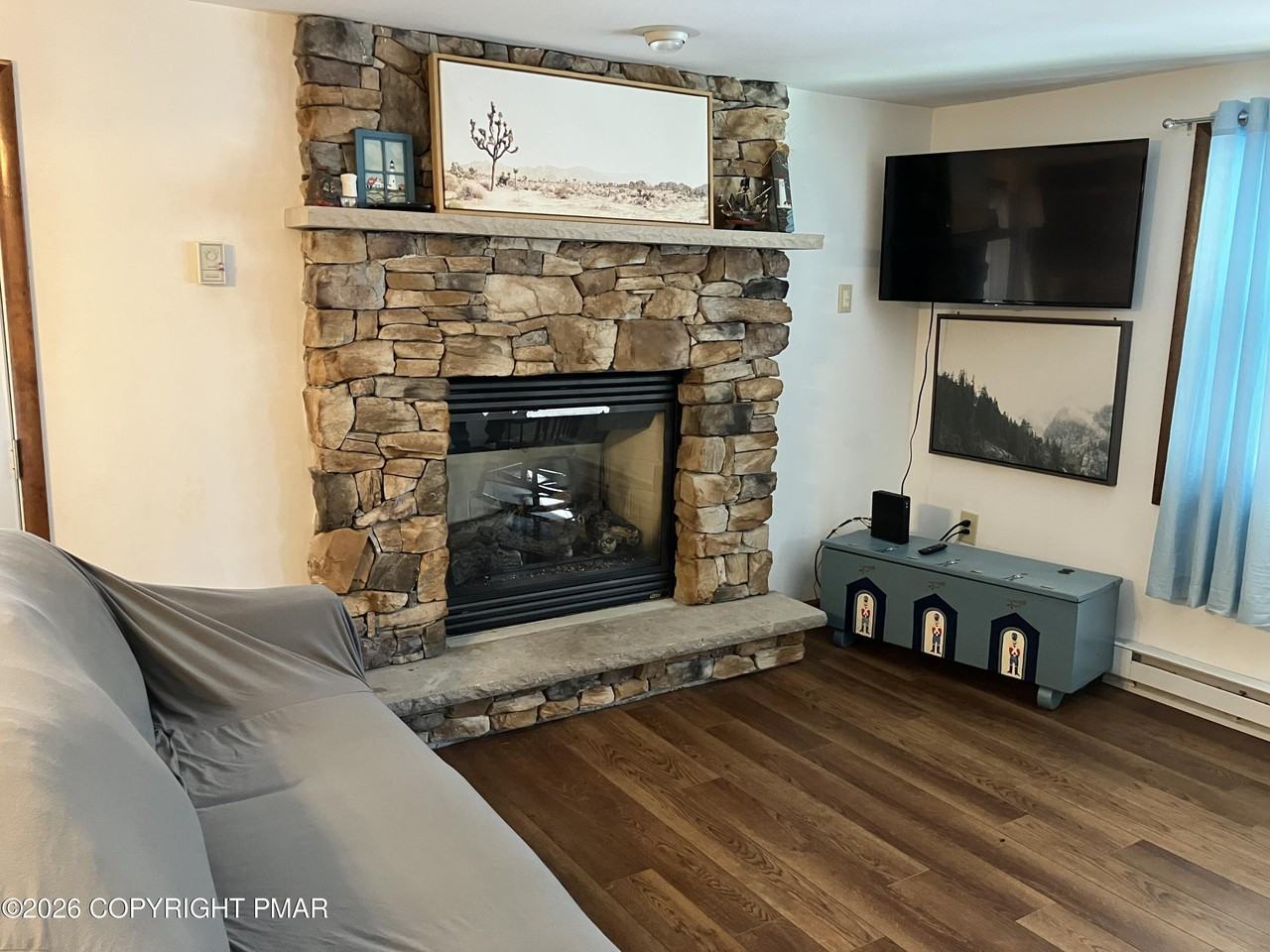 13 N Shore Dr - Photo 4 of 8