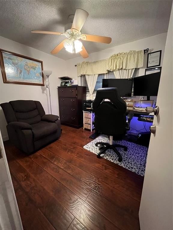 16 Spinning Wheel Ln - Photo 6 of 8