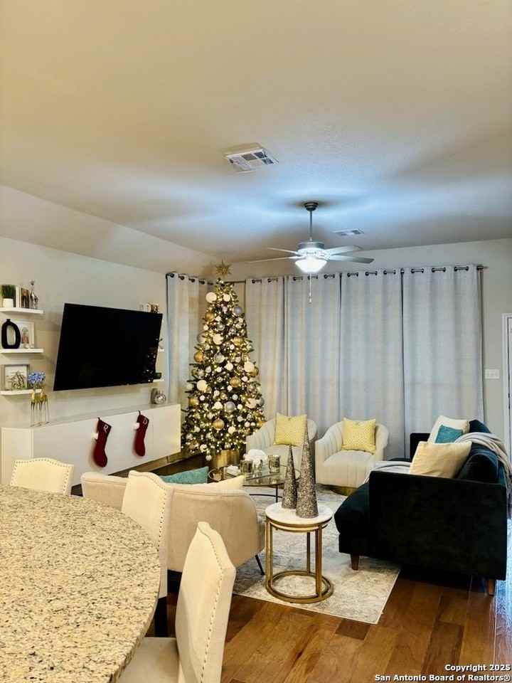 12043 Casparis - Photo 4 of 15