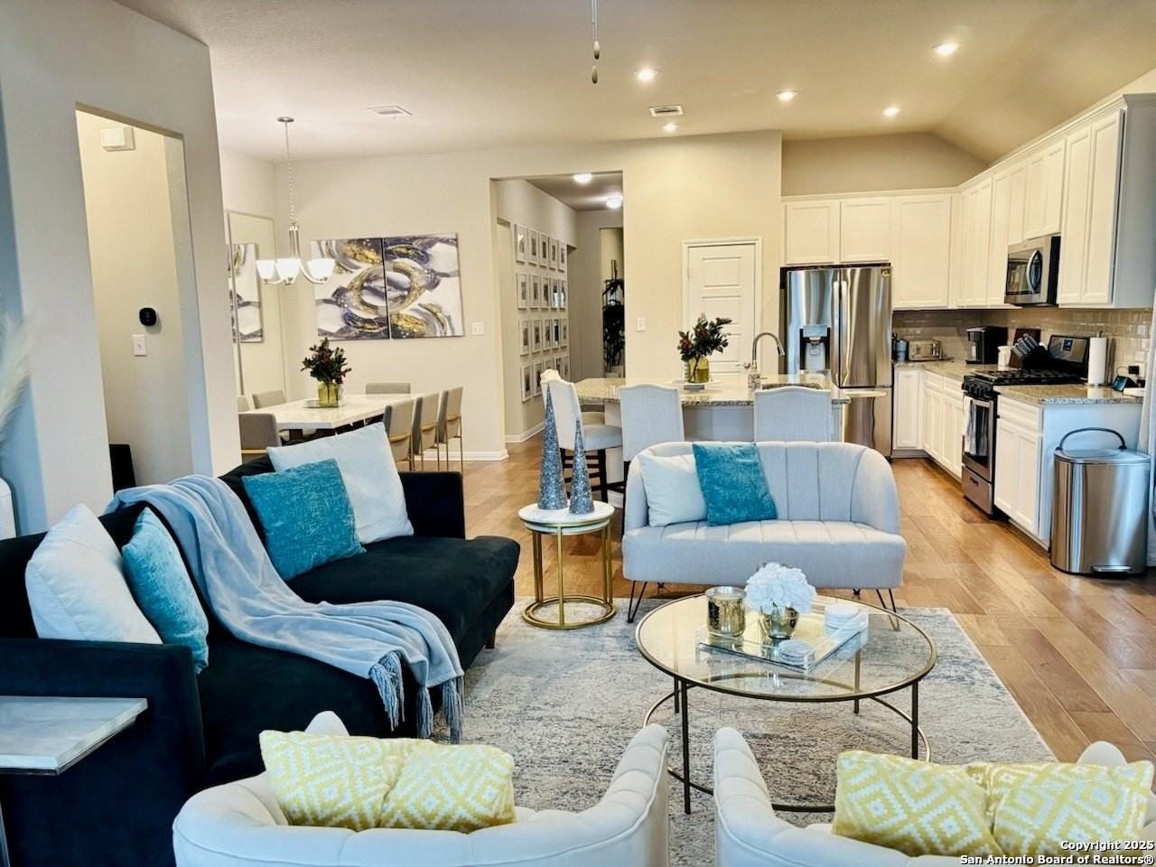 12043 Casparis - Photo 5 of 15