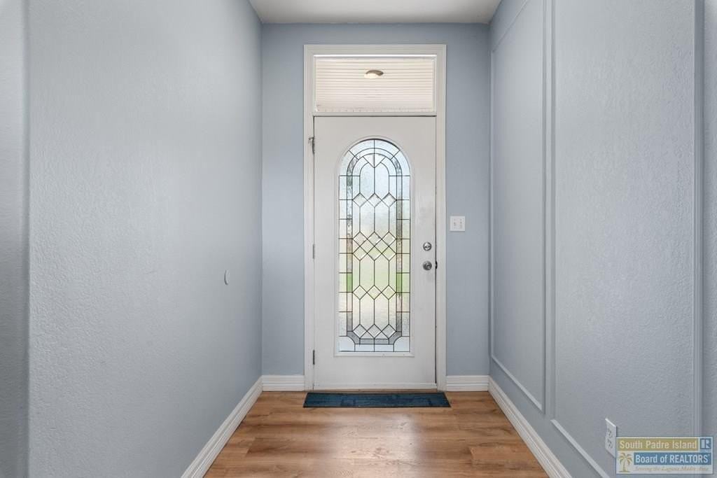 22 Augusta Dr - Photo 5 of 27