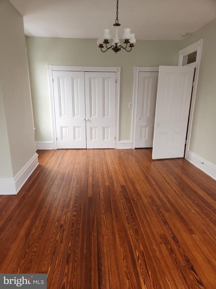 323 2nd St Se - Photo 6 of 15