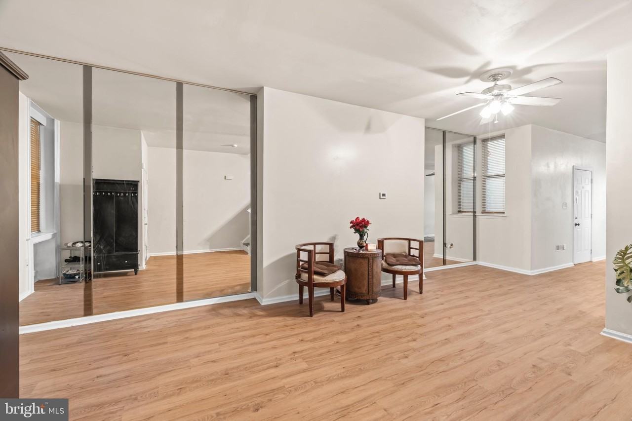 614 Benson St - Photo 4 of 31