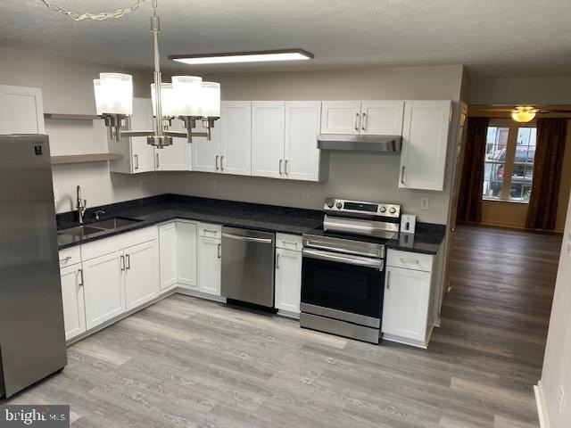 2910 Broyhill Ct - Photo 6 of 15