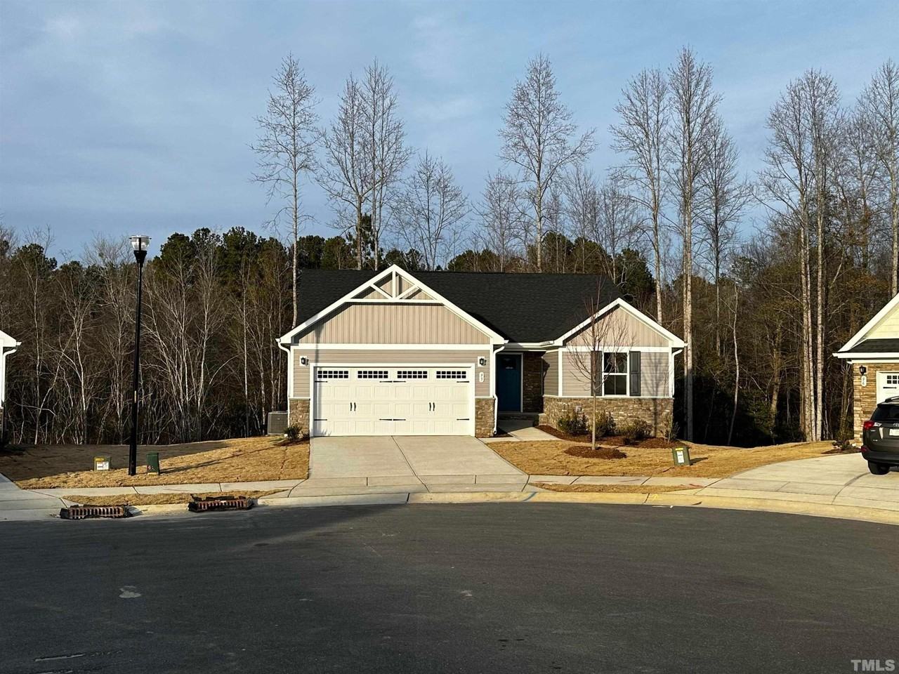 95 Saddleback Rd - Photo 3 of 50