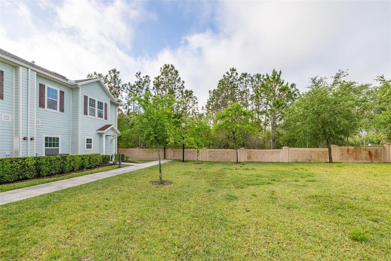 8996 Silver Pl - Photo 3 of 50