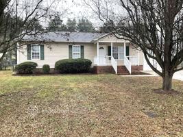 featured image of 608 Ben Rich St