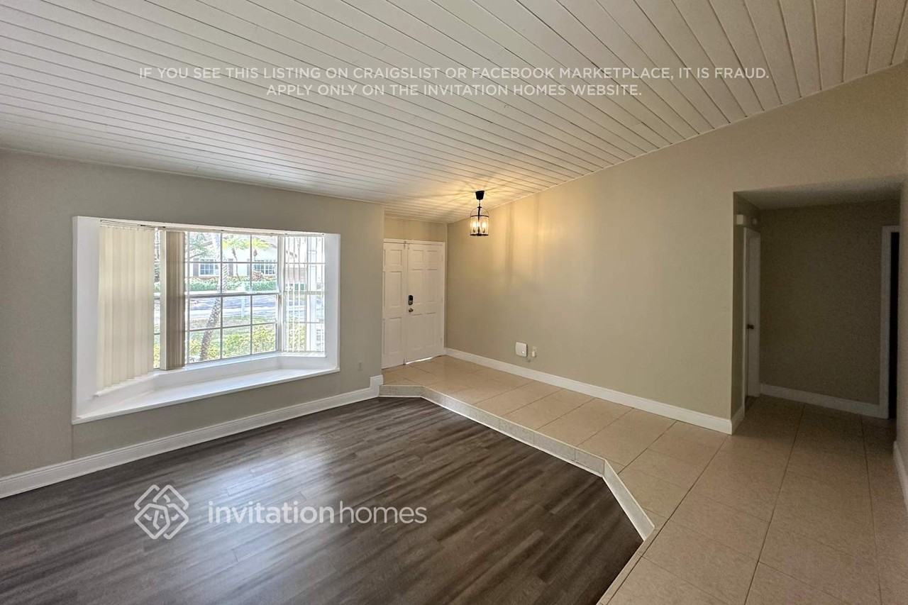 14655 Sw 139th Ct - Photo 2 of 19