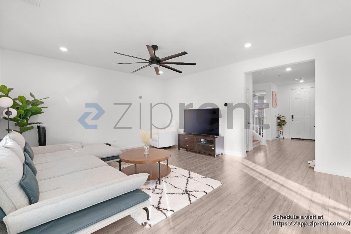 202 Martos Ct - Photo 5 of 24