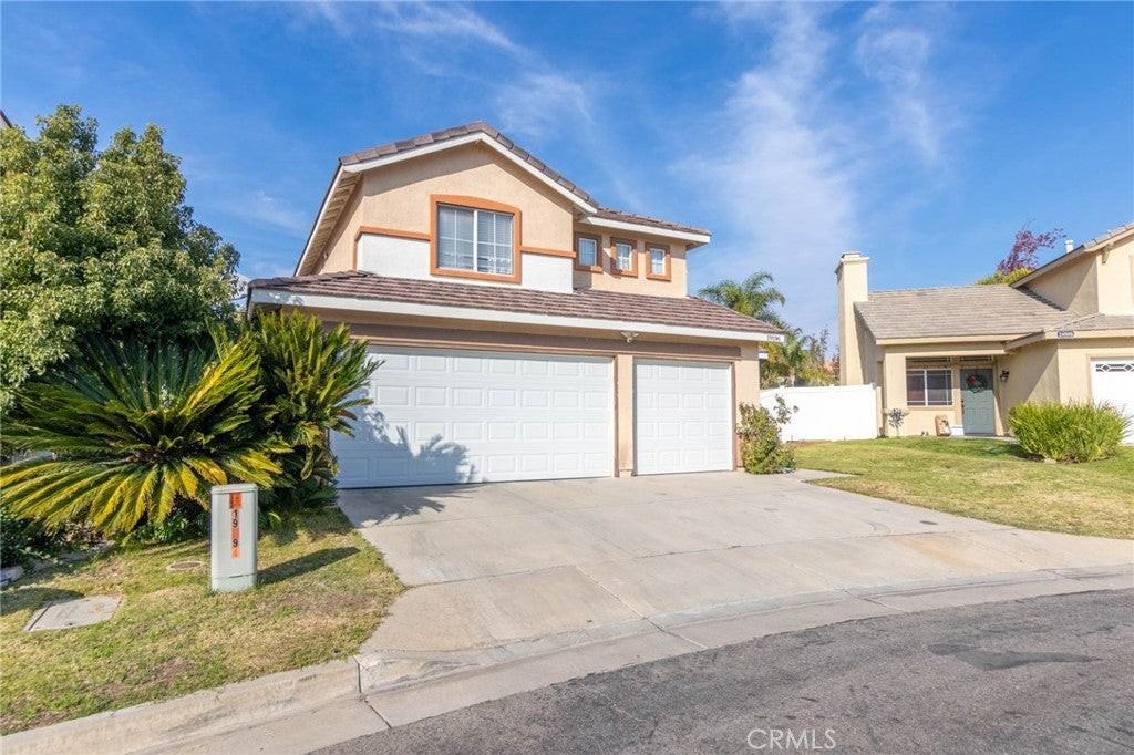 19596 Brisbane Dr - Photo 2 of 28