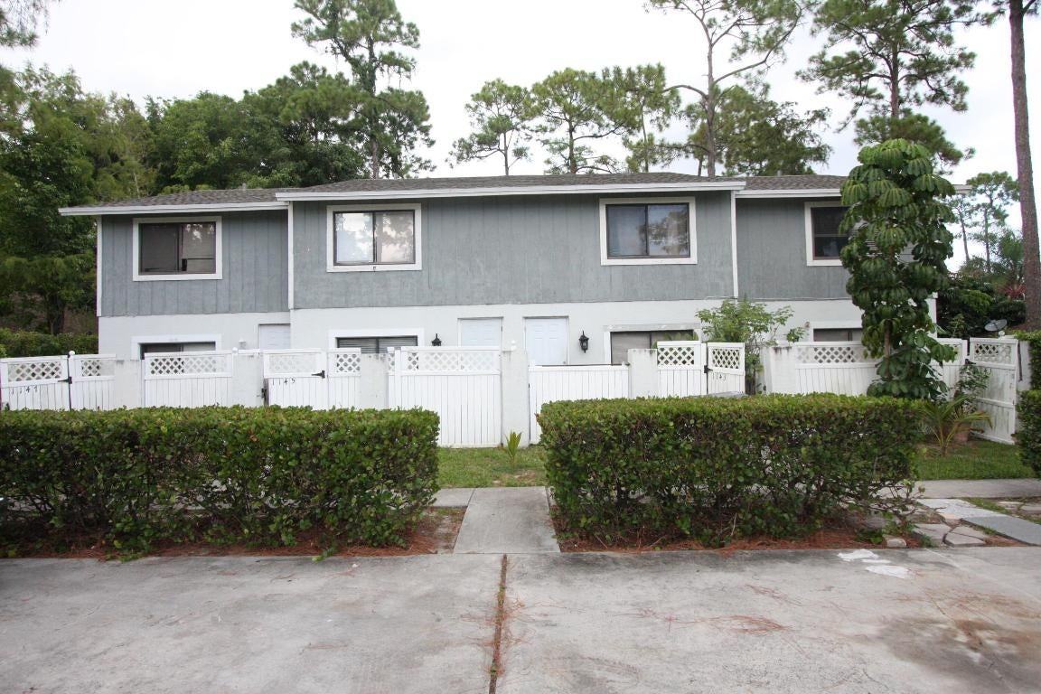 1145 Goldenrod Rd