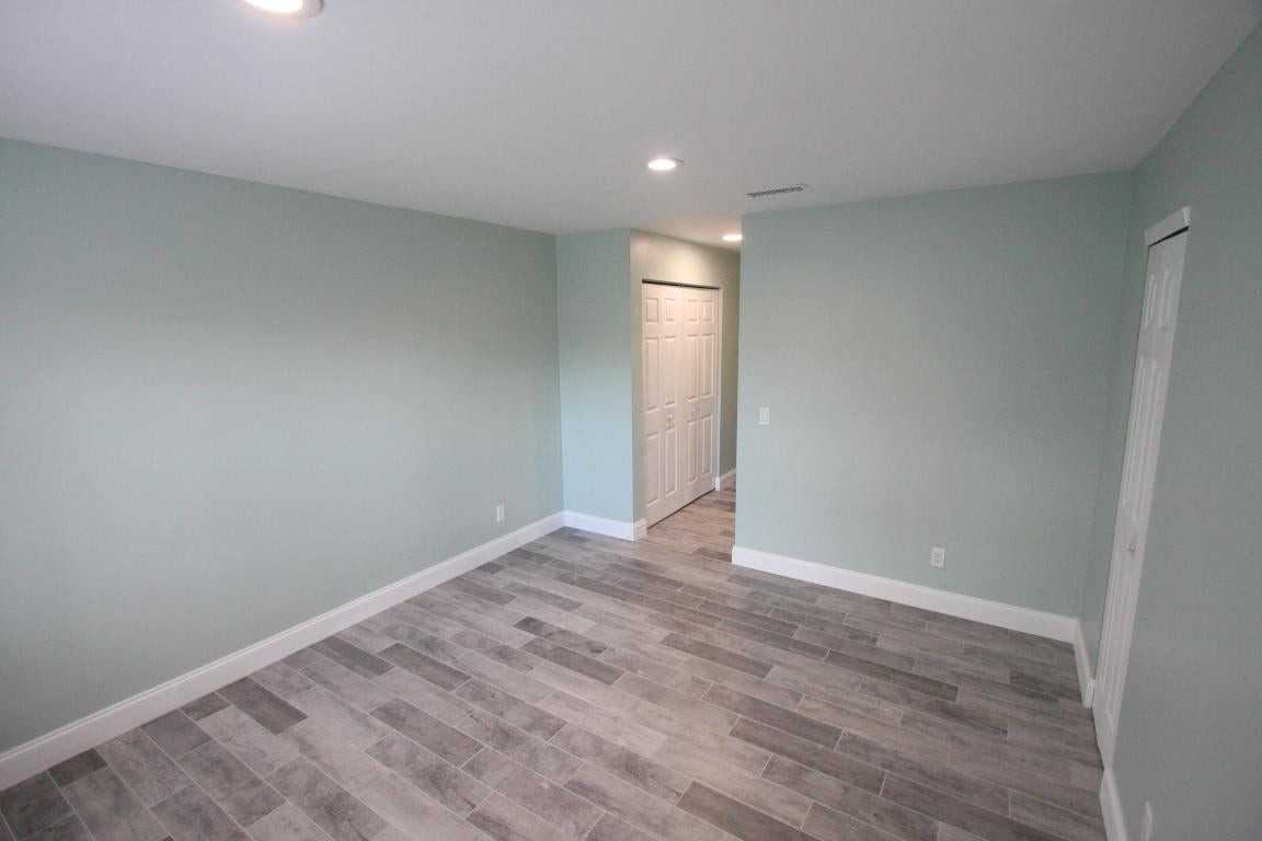 1145 Goldenrod Rd - Photo 5 of 30