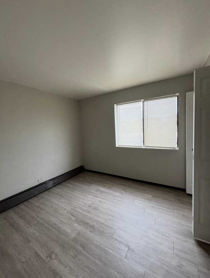 3060 Bernice Ave - Photo 5 of 6