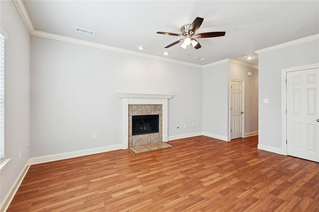 823 Coffee St - Photo 3 of 18