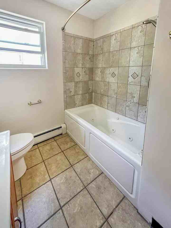 5043 W Cornelia Ave ##2 - Photo 5 of 17