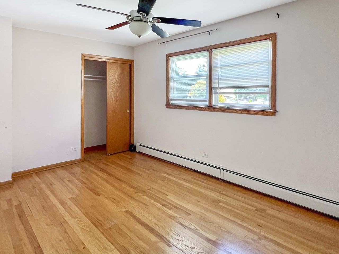 5043 W Cornelia Ave ##2 - Photo 6 of 17