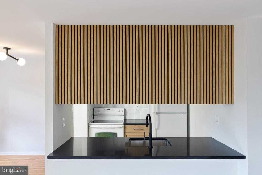 737 Timber Ln - Photo 7 of 34